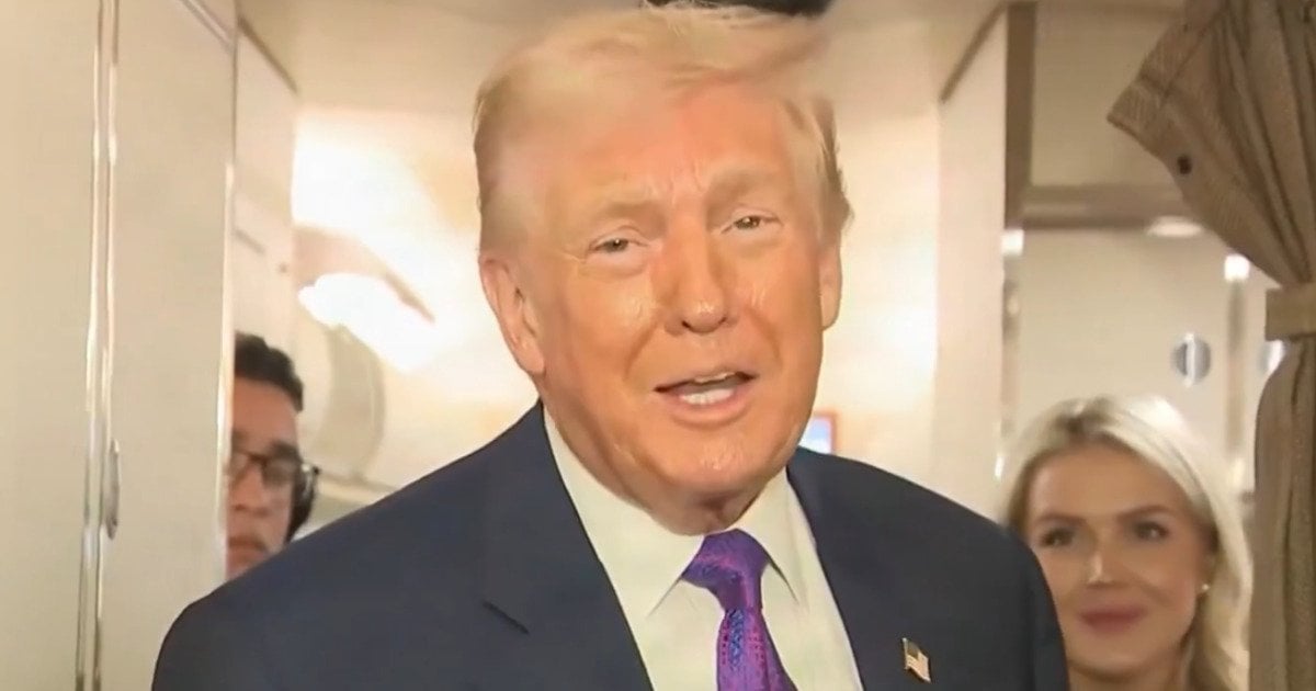 President Trump Says Obama Gave Out “Classified Information” When He Said Aliens Are Real