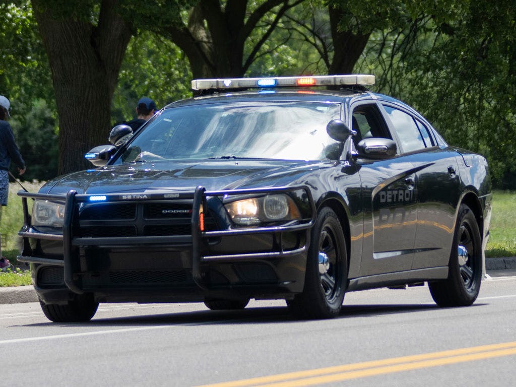 Detroit Police Officers Punished For Cooperating With Border Patrol. ICE Tells Them To Apply For Jobs.