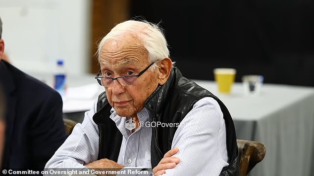 Les Wexner, 88, at the deposition with congressional investigators