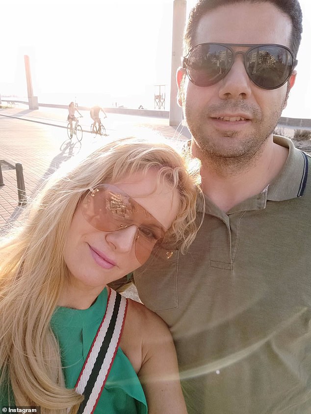 Ms Jeffrey is pictured here with her husband Victor, who she is suspected of poisoning