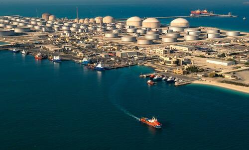 India Boosts Saudi Oil Imports, Slows Russian Buying, Amid US Pressure