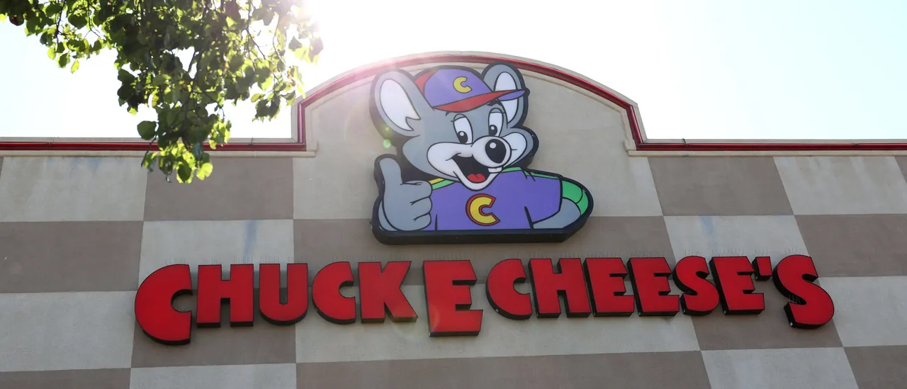 Man Left In Induced Coma Following Brawl Breaking Out At Chuck E. Cheese Birthday Party