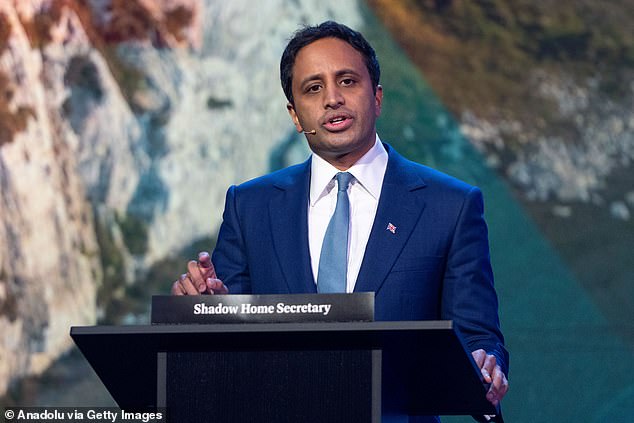 Reform is planning to create a British version of Trump's ICE unit and deport 300,000 illegal migrants a year