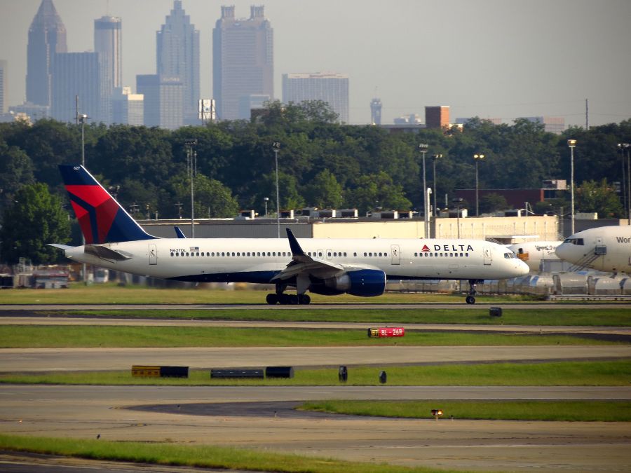 ‘We Lost Left Engine’: Delta Flight Malfunction Leaves Inferno On Runway