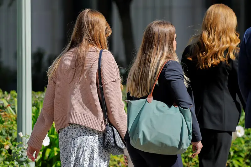 Woman suing Meta, YouTube over social media addiction expected to take stand at trial