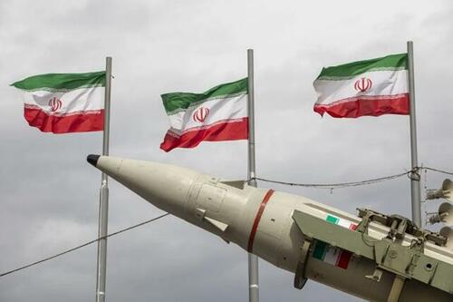 Trump Claims Iran Developing Missiles To Hit US, Contradicting Intel Reports