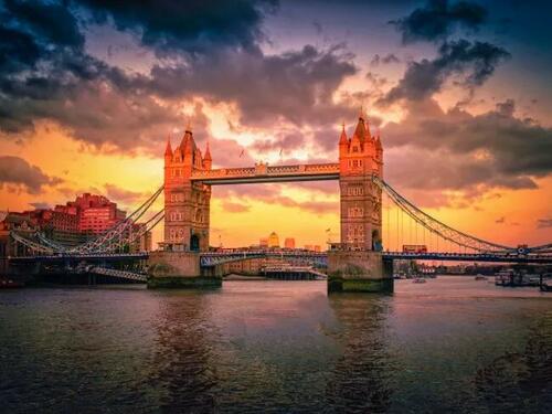 Anarcho-Tyranny &amp; The UK Grooming Gangs Scandal