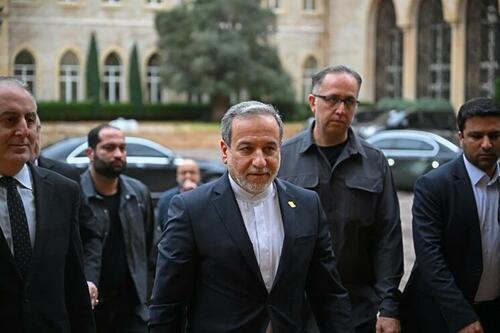 Defiant Iranian FM Says Regime Change Will Be 'Mission Impossible'