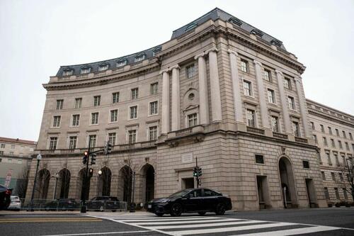 Federal Judge Rules IRS Illegally Shared Taxpayer Data With ICE