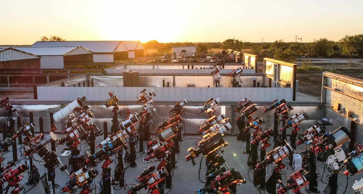 Odd Texas Ranch ‘Raises’ Telescopes to Provide Dark Sky Viewing for Stargazers in Cities Remotely