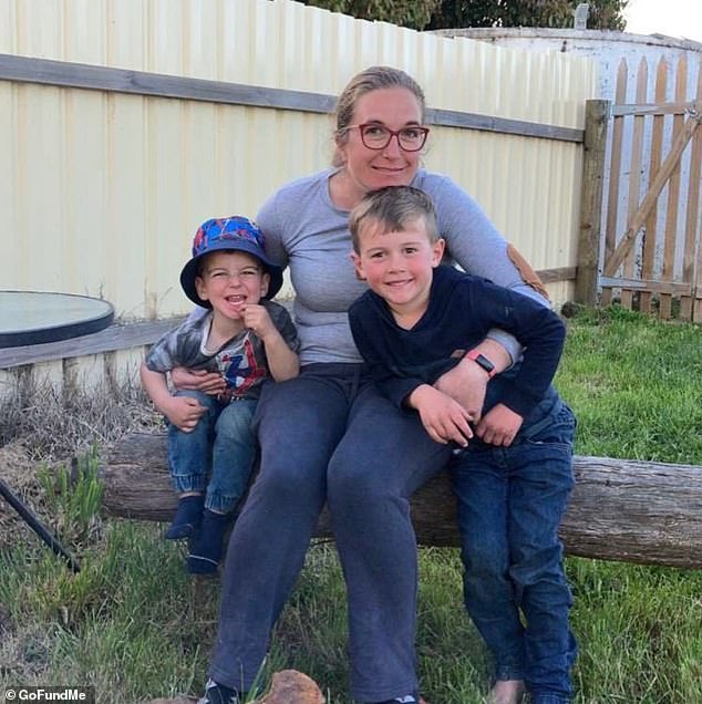 Ms Gee, a nurse, was on her commute home to her boys from a shift at the Launceston Hospital