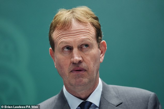 ‘It would kill’ the Justice Minister to see Daniel Kinahan being returned home from Dubai in a Government-owned jet