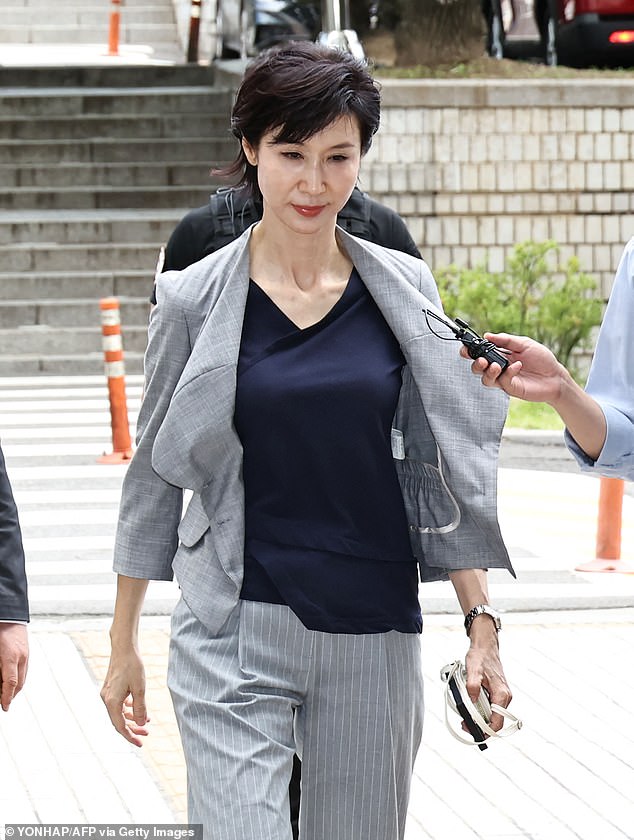 This picture taken on June 26 shows Roh Soh-yeong, director of Art Center Nabi, arriving at a court to attend her retrial regarding the division of assets with her former husband SK Group Chairman Chey Tae-won at the Seoul High Court in Seoul