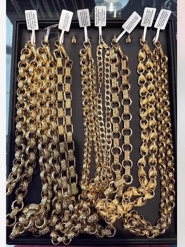 The men fled from with eight 9ct gold hallmarked chains worth more than £60,000