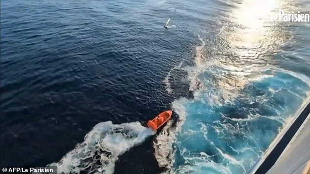 Passengers on a ferry were travelling from Portsmouth and Bilbao, Spain when they noticed the sailboat in distress off the Ile d'Yeu in France
