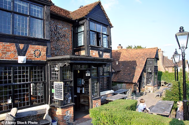 The Royal Standard of England' pub, Forty Green, Beaconsfield, Buckinghamshire