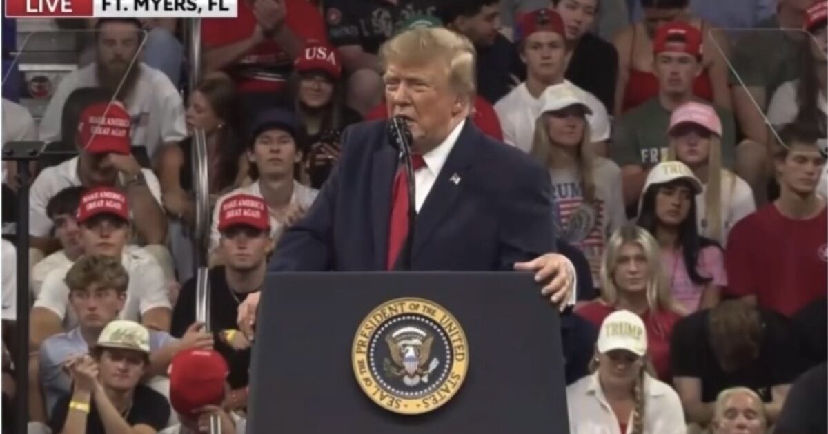WATCH LIVE: President Trump Holds Midterm Rally in Daytona Beach, Florida – 7 PM ET