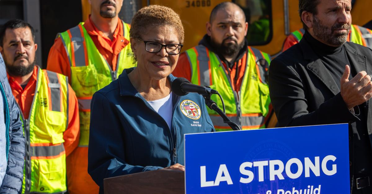 Los Angeles mayor Bass signs ban on oil and gas drilling amid race against fellow Democrat