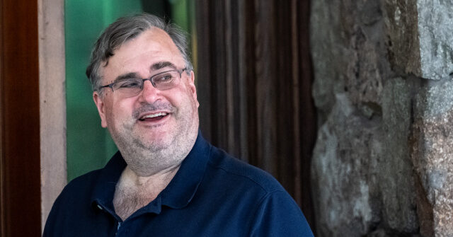 Epstein-Linked Megadonor Reid Hoffman Calls to 'Get Money Out of Politics'