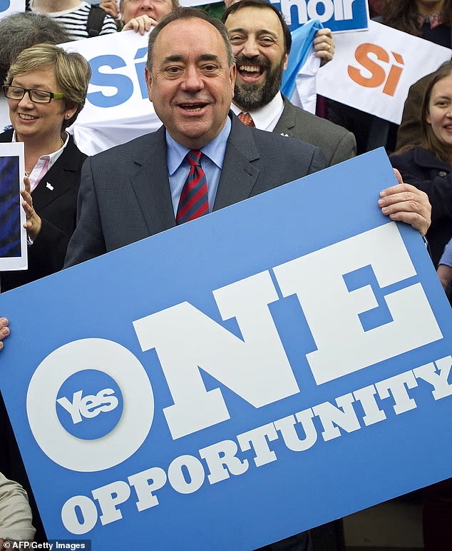 Mr McAvoy was critical of Alex Salmond's leadership of the Scottish Government