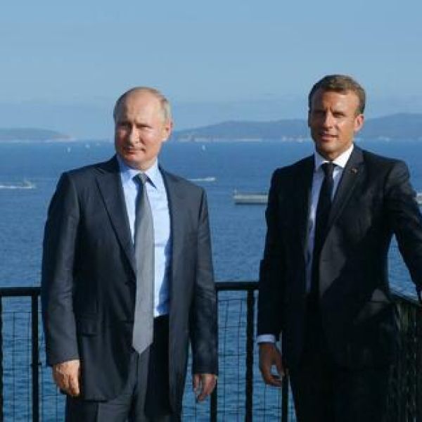 Putin Defends Iran's Right To Nuclear Enrichment In First Macron Phone Call In 3 Years
