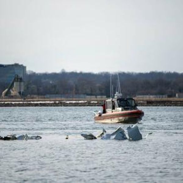 NY Times Downplays Pilot Error In Deadly DC Crash To Push Preferred Narrative