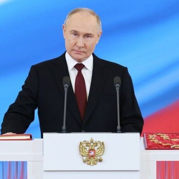West has a decision to make - Putin