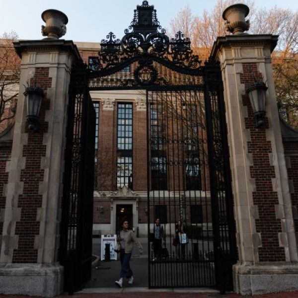 Harvard Law Review Hunts For Leaker in Wake of Free Beacon Report